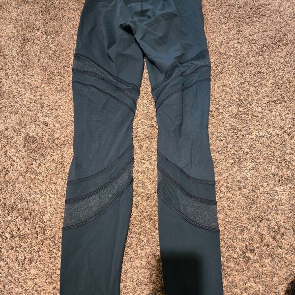 Lululemon Seek the Heat Tights Green Jasper 8 - Picture 5 of 6